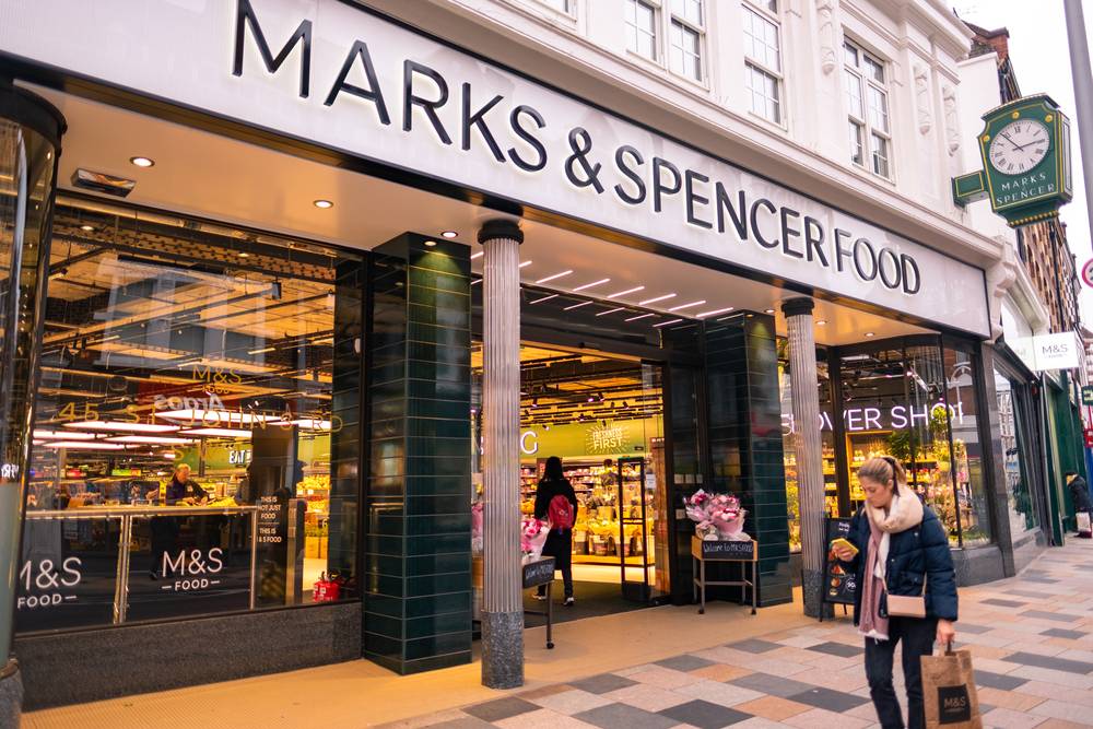 Marks-Spencer-led-display.jpg