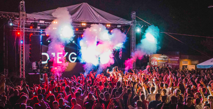 Lights, Camera, Action: Integrating Outdoor LED Screens in Events and Festivals